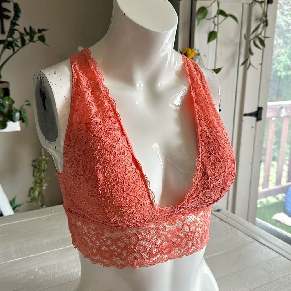 🍄Joe Fresh orange lace bralette size Med